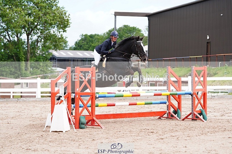 250525-110356-09204 - Cls 32 A&B Snr Brit Nov & 90cm Open