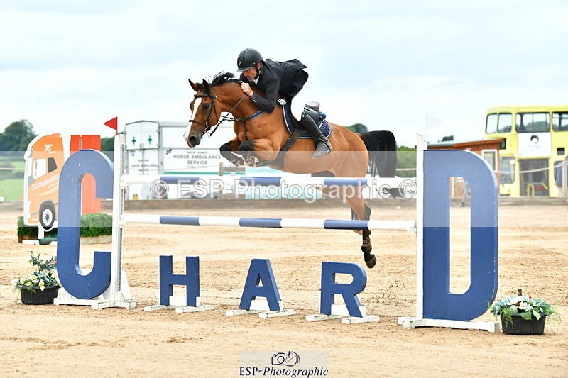 230720A-145452-03615 - Cls 9, 2 Star Big 1.40m Start to break