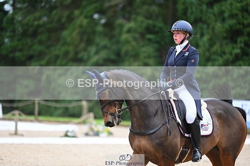 240524-181101-11590 - 164-MOONLIT_SWAYZE-Daisy_Bathe