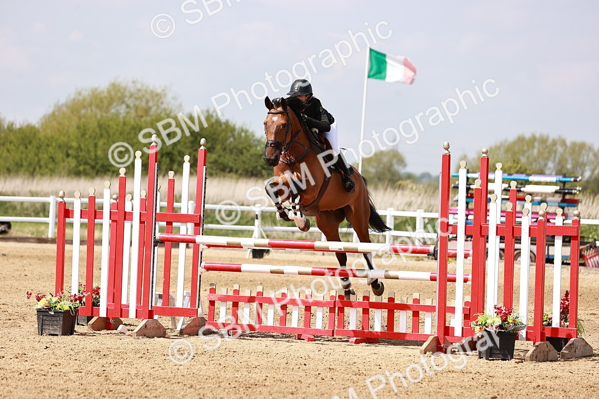  - Class 24 - Senior Newcomers - 1.10m