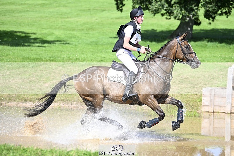 240803-160613-09856 - 255-Tommy_Marsden-HARD_KNOCK_LIFE