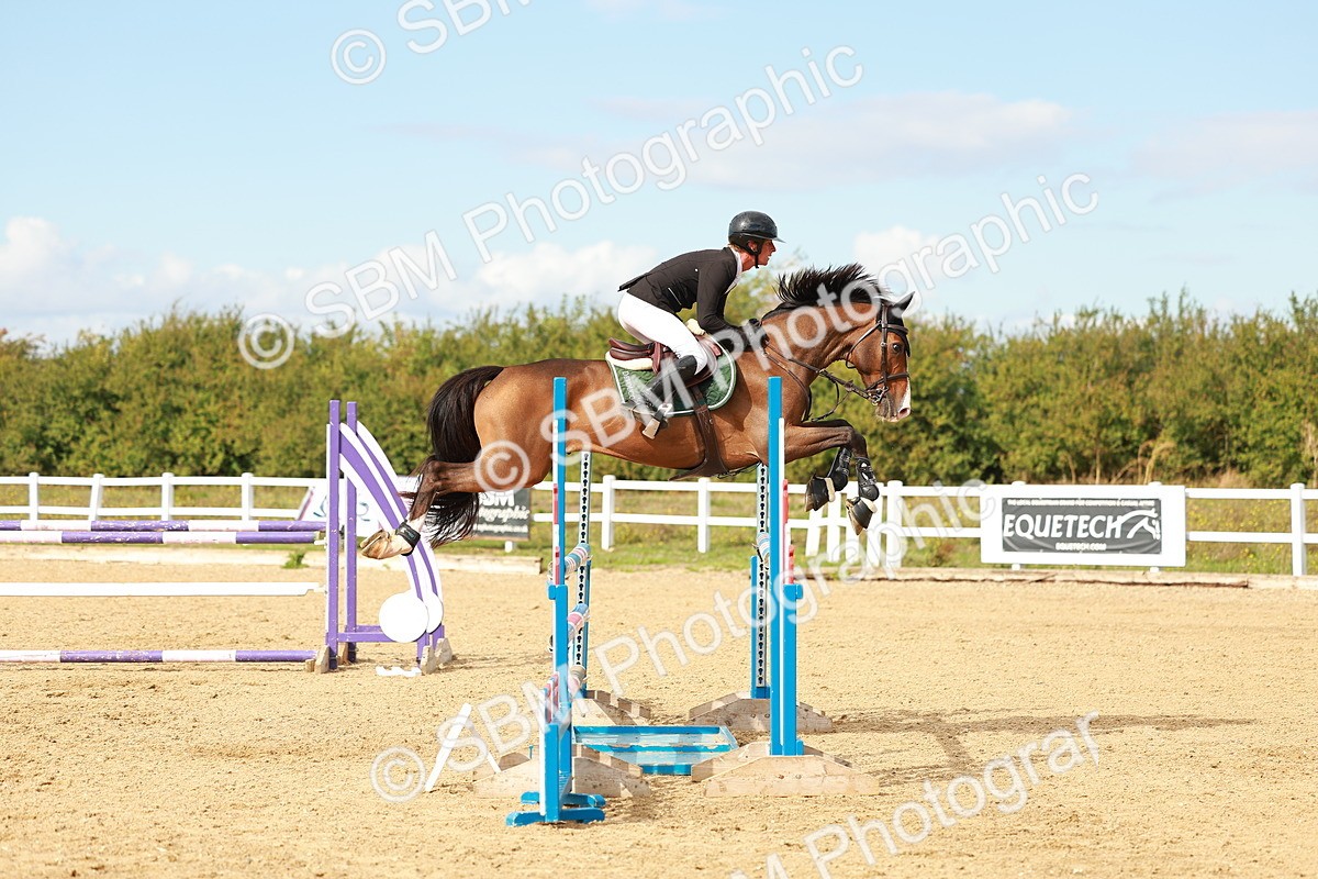 SBM_001722 - Class 4 - Senior Newcomers - 1.10m