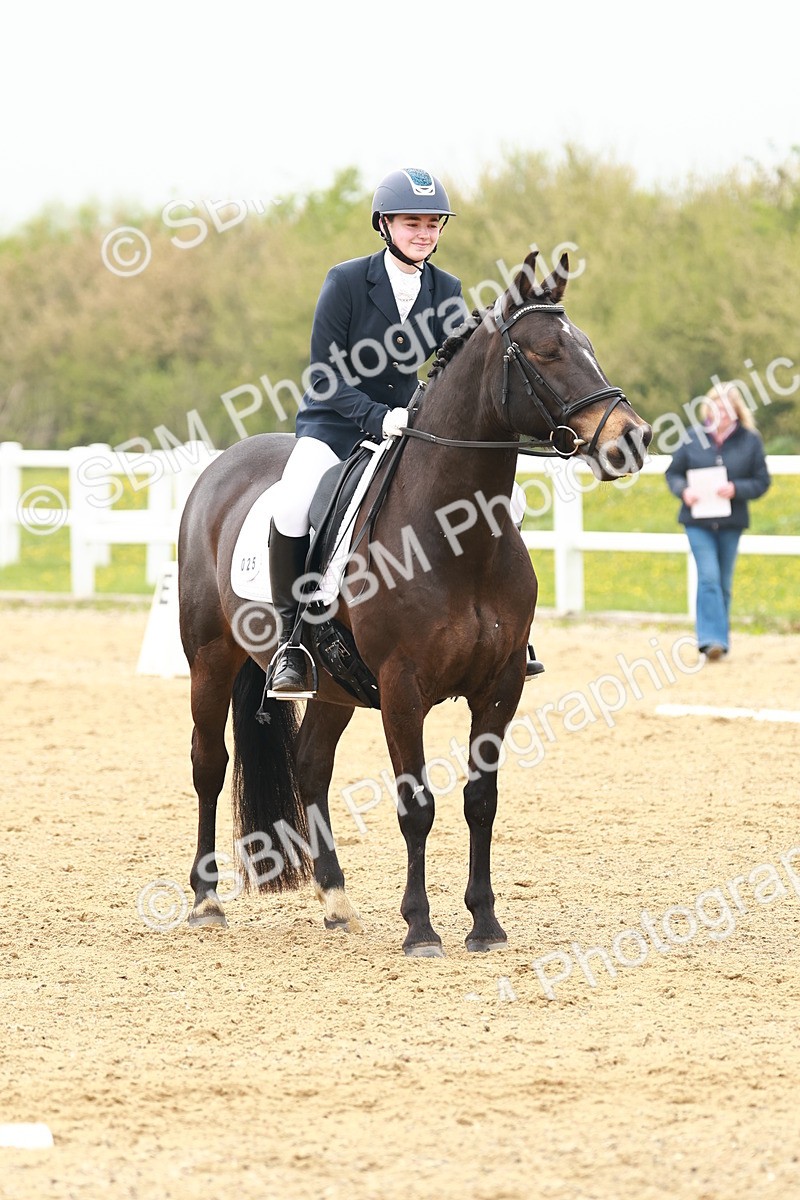 SBM_002052 - Class 9 - E4