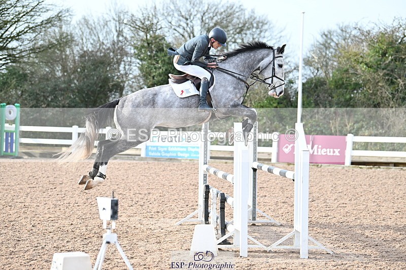 231208A-111206-00398 - Cls 4 Snr 1.05m Open