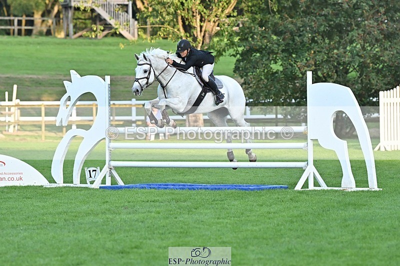 230909-184453-08103 - Cls 14 Snr 1m Derby