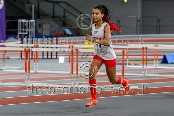 CombiMast25-913724 - Field Female