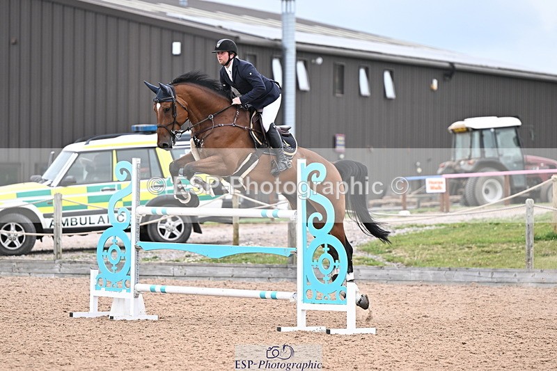 240828A-171036-01447 - Cls 6 National 1.30m and 1.40m