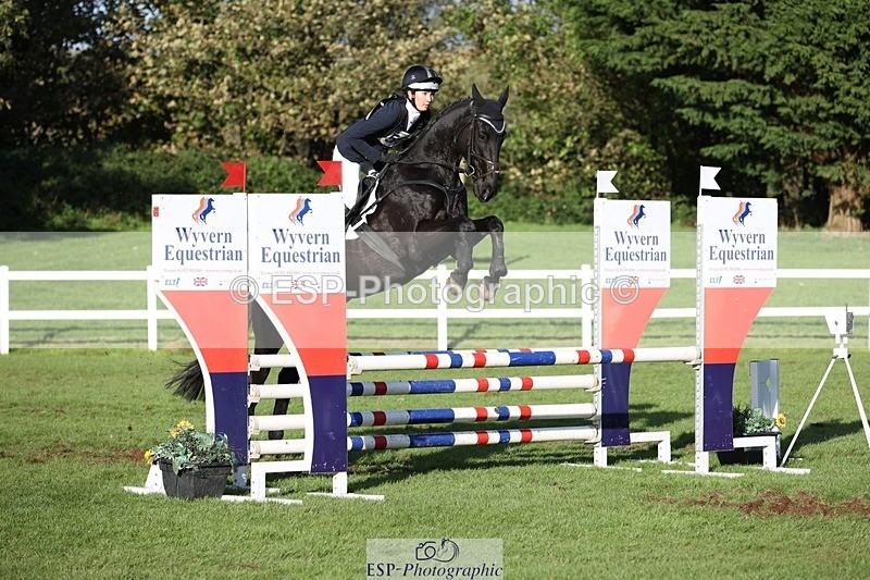 231022-155253-29990 - 563-SOUTHPAW-Kaia.Land-TrotUp+SJ