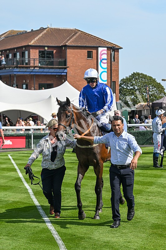 130825-Race 3-Hes Waliim-7720 - Race 3