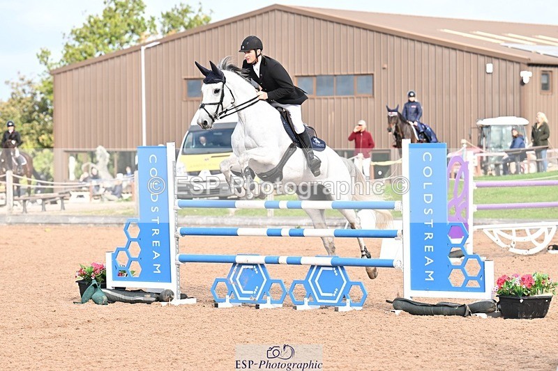 251005-101307-02697 - Cls 15 Foxhunter and 1.20m