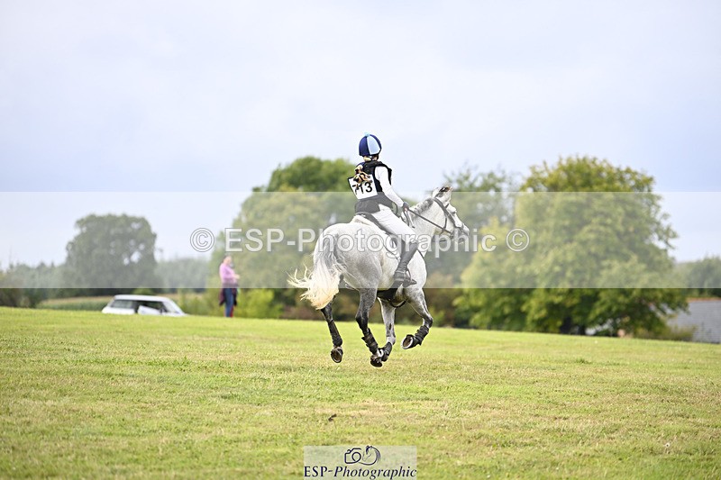 240825X-152302-35420 - 80cm XC 14.30 to 15.30