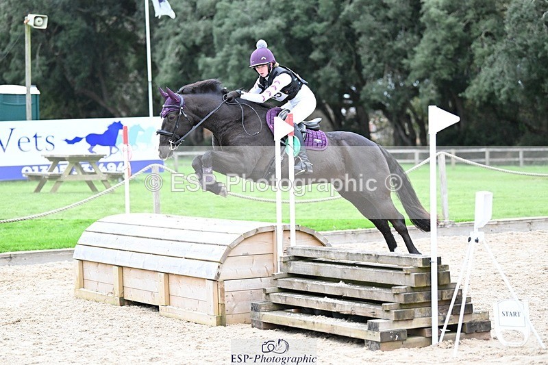 241117-144342-04695 - Cls 3 90-95cm 14.00 to 15.00