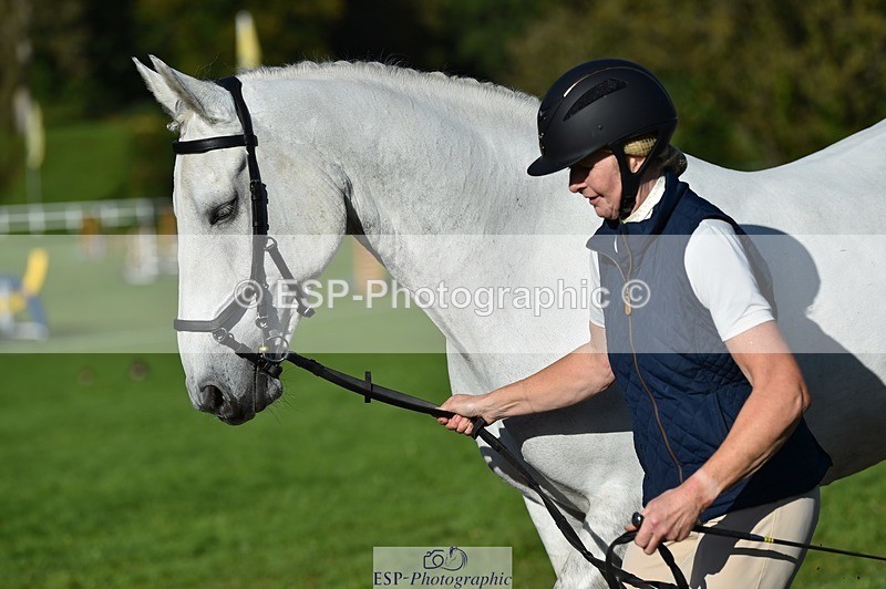 231022-110240-23683 - 509-WOODLANDS.SILVER.CLOUD-Karen.Cowling-TrotUp+SJ