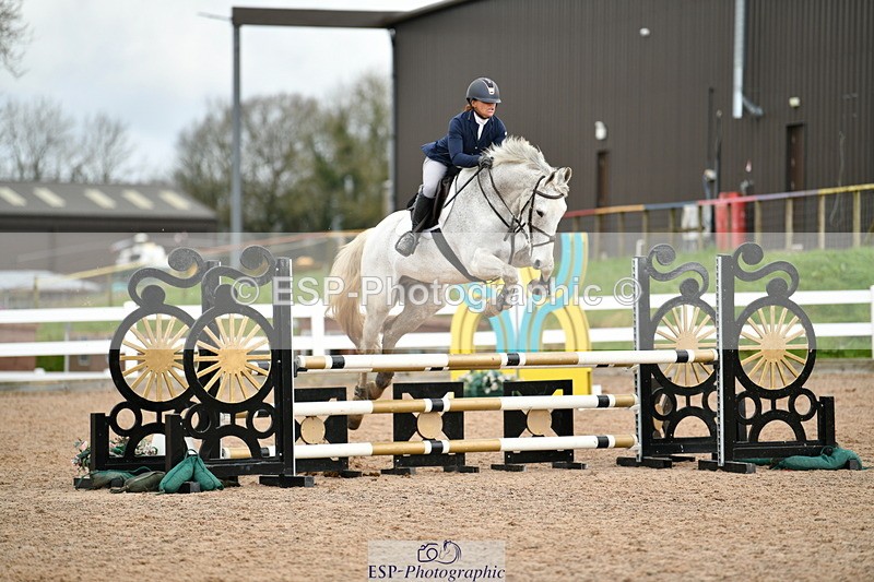 240317A-104400-05365 - Cls 31 British Novice and 90cm Open