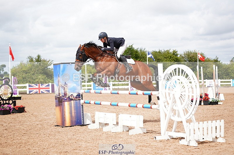 240804A-122736-10830 - Cls 51 1.05m Amateur Qualifier