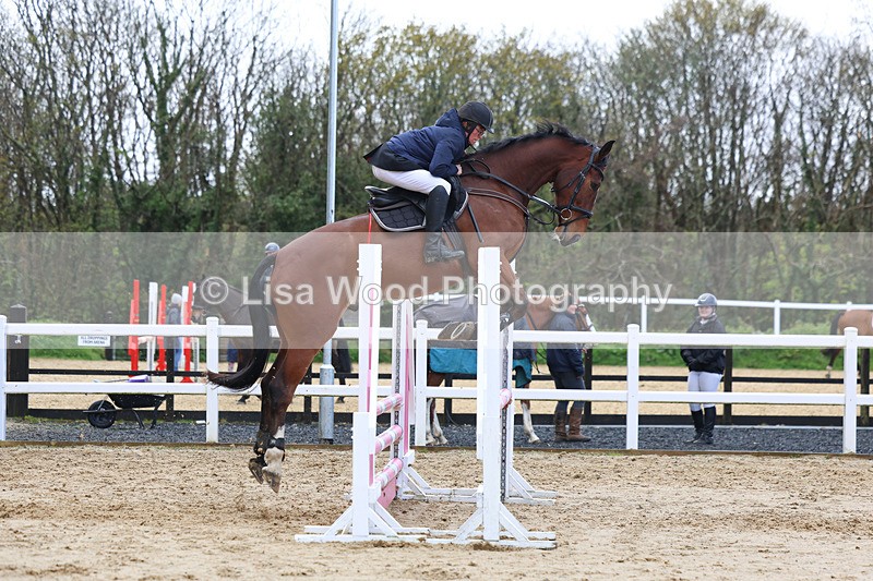 3E7A0748 - Class 4: Senior British Novice/90cm open