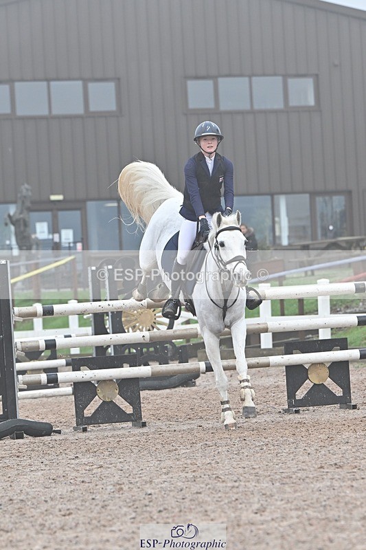 251115-131102-00905 - Cls 14+15 Junior 1.20m and 148cm