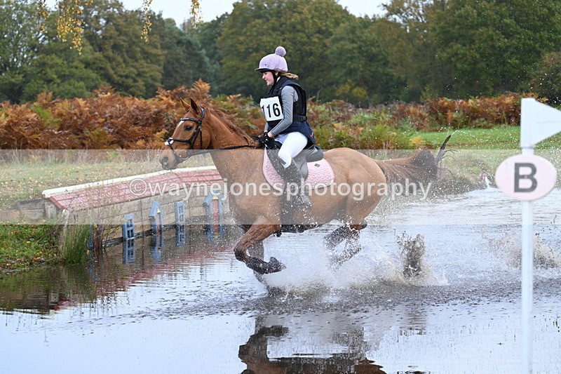 WJ7_0027 - 80cm Cam 2 Water Time 10:24 to 10:44