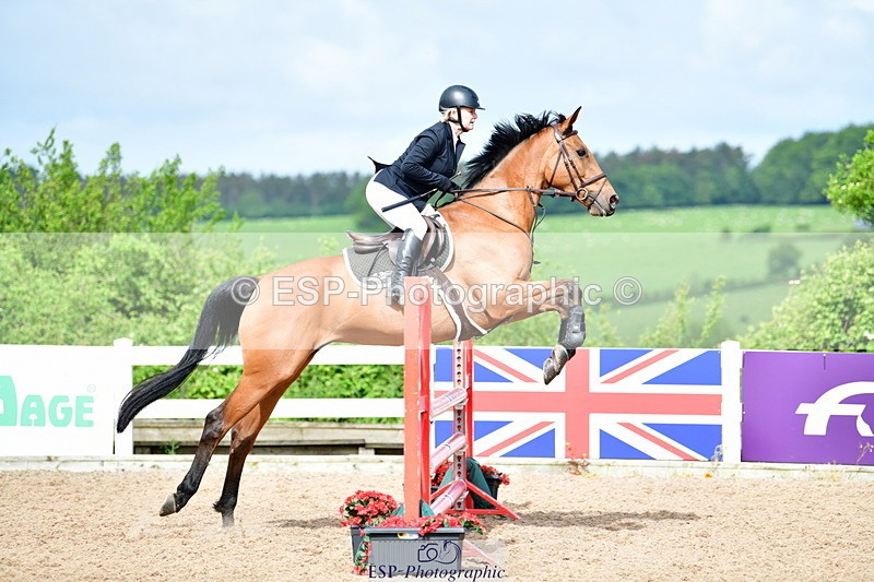 240526A-095426-07200 - Cls 32 British Novice and 90cm Open