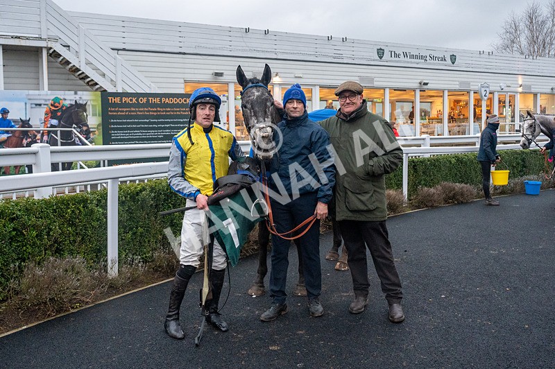 100225-Race 6-Count Of Vendome-3962 - Race 6