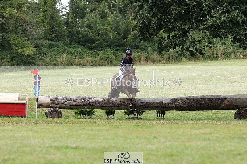 240825X-171924-37898 - 80cm XC 16.30 to 17.30