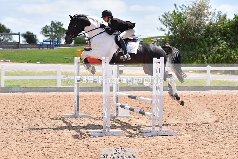 230531A-122014-00268 - Cls 4 Newcomers & 1.10m Open