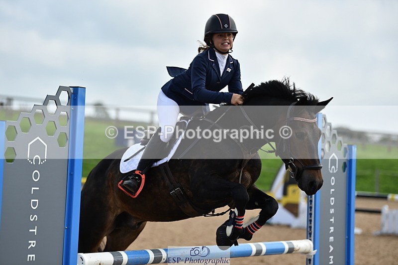 230902A-123952-01174 - Cls 3A Pony Medium 80cm