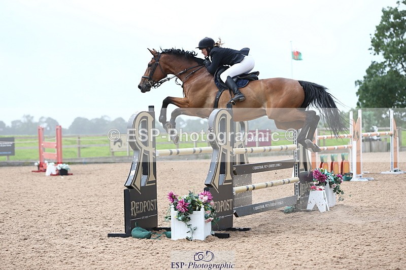 230812A-121206-08855 - Cls 32 Foxhunter