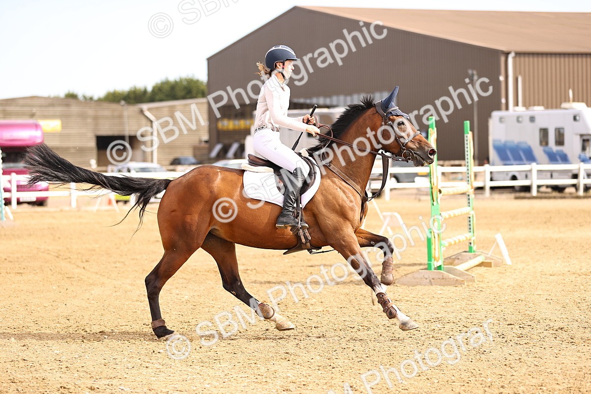 SBM_001640 - Class 6 - Senior Newcomers 1.10m