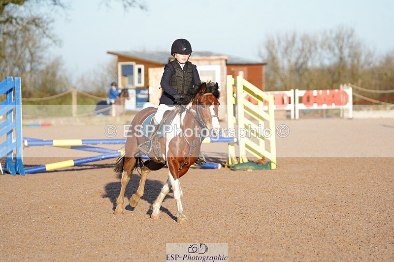 250125-100724-00894 - Clear Round 40cm and 50cm