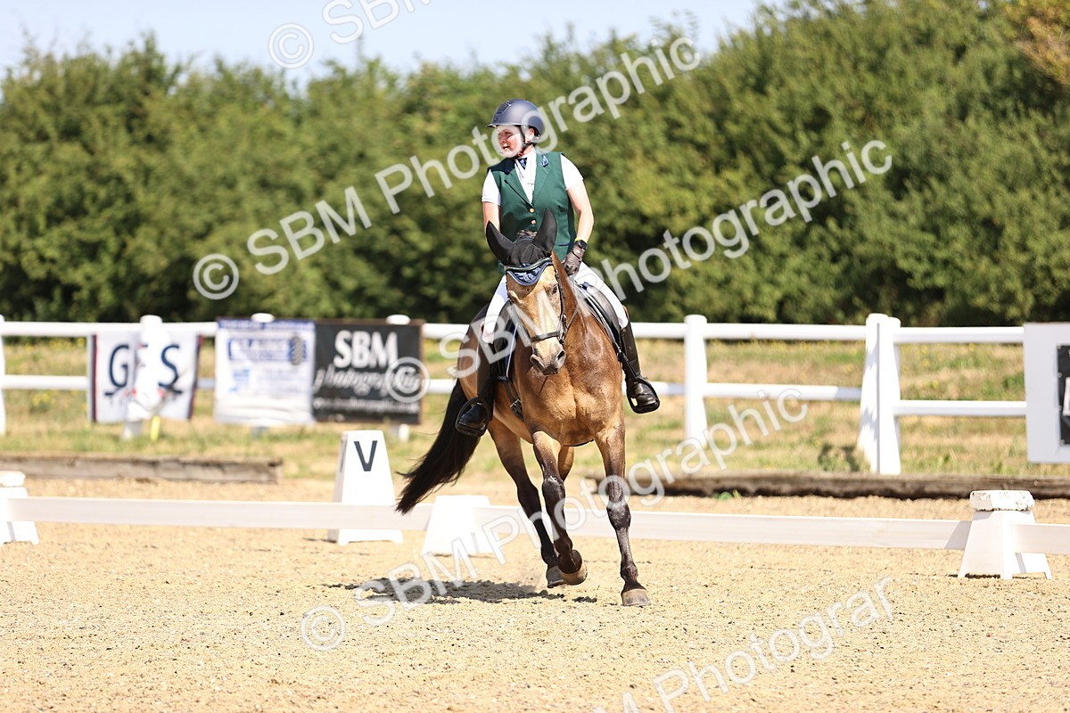 SBM_009482 - Novice 5 - 9.50-10.53