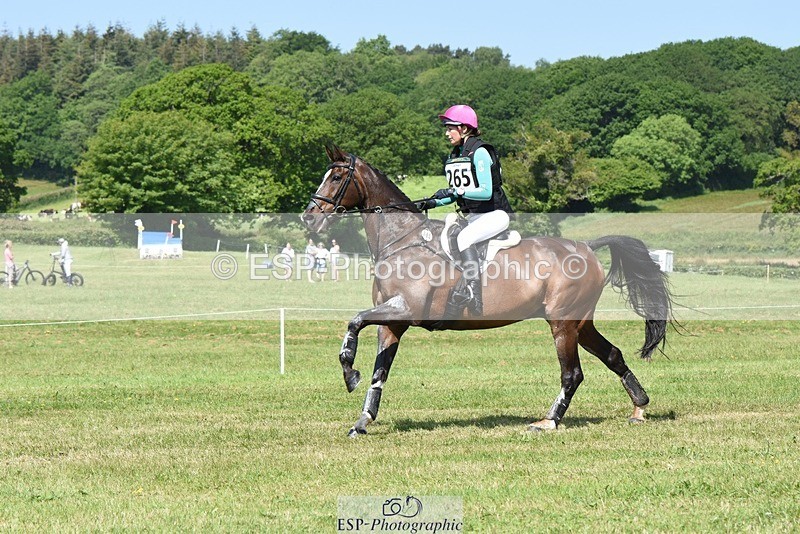 230527-110134-08774 - 265-ISAAC_NEWTON-Jess_Rimmer-XC