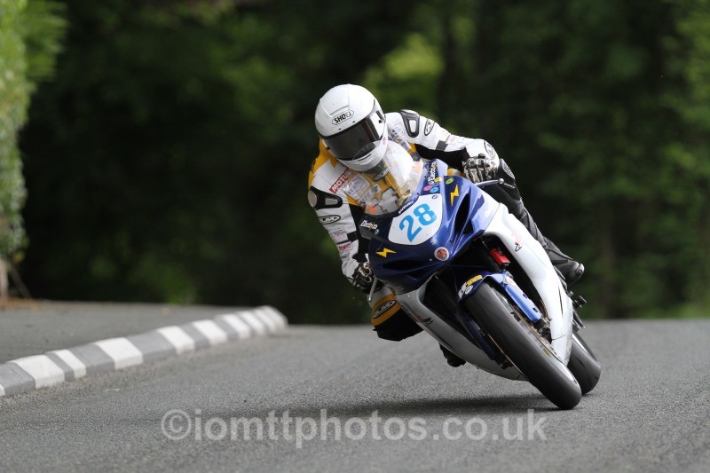 Ian Mackman Suzuki / Electrico - Monster Energy Supersport Race 1