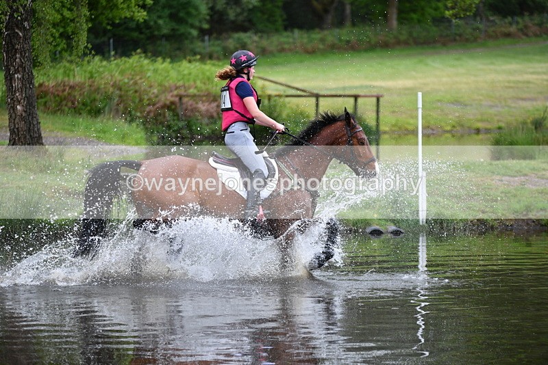 WJ5_5253 - Time 12:04 to 13:05