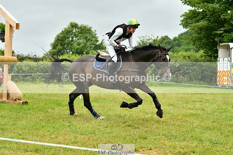 250524A-095727-08626 - A-012-Archie.Tulloch-ZIPPED.UP