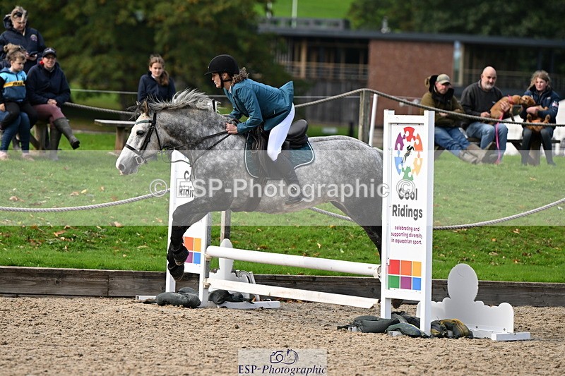 251004A-140917-01456 - Classes 6 & 7 60cm