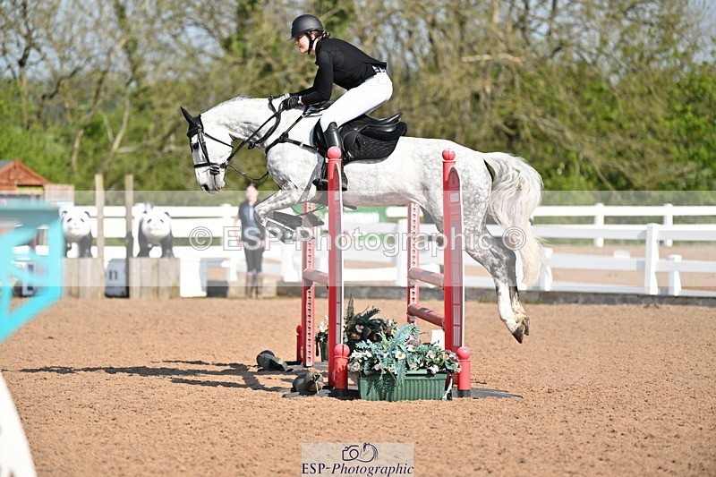 240509A-093357-00164 - Cls 1 British Novice and 90cm Open