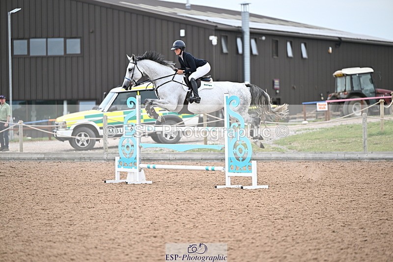 240828A-160742-01287 - Cls 5 Snr Foxhunter and 1.20m Open