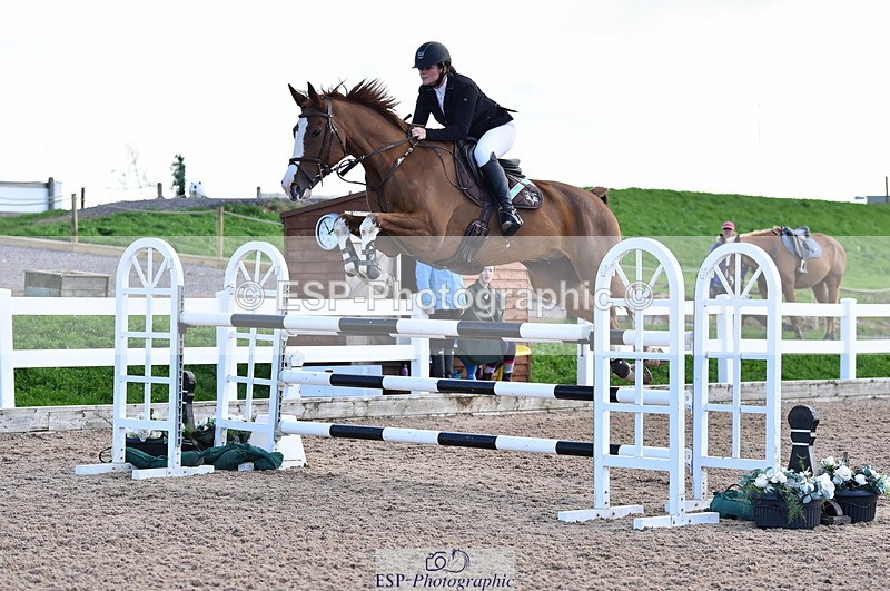 231014A-135506-05153 - Cls 15 1.05m Amateur Q 2nd R