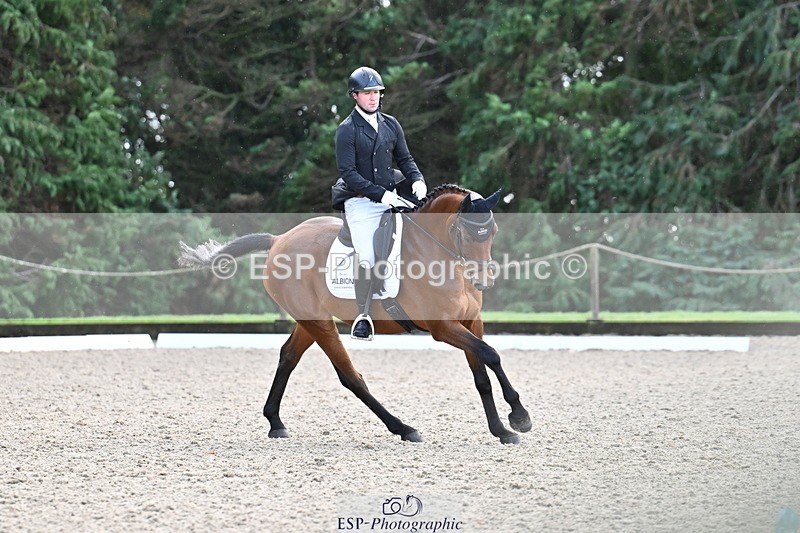 251023A-151809-05387 - C-255-Rupert.Batting