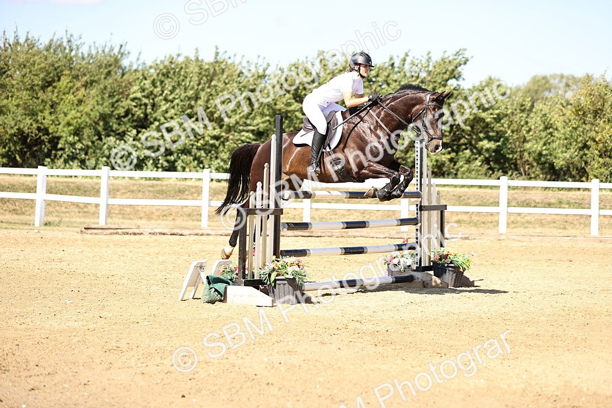 SBM_015445 - Class 16 - Senior foxhunter - 1.20m Open