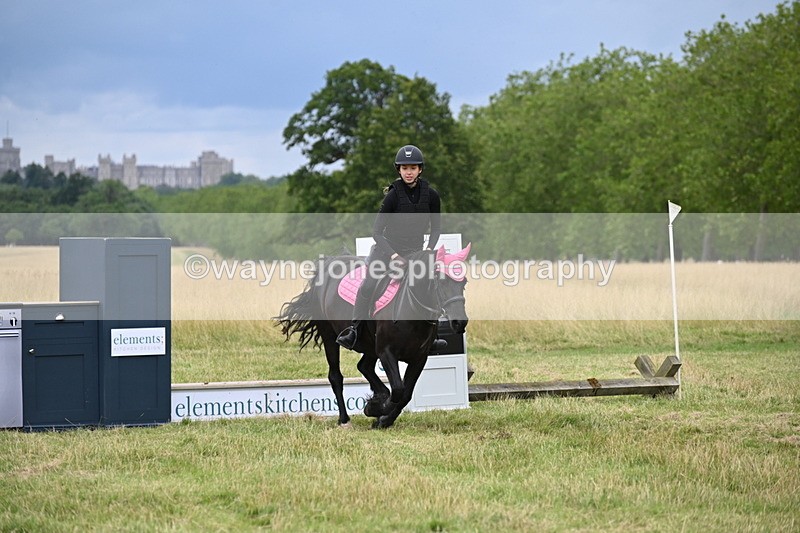 WJ6_3208 - Time at Jump 11:06 to 11:40