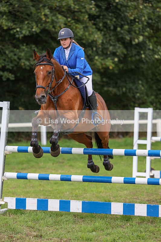 3E7A8160 - Class 7: Senior Newcomers/1.10m open