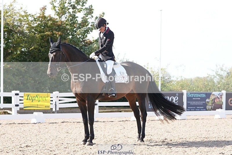 250906-160409-04944 - 100-Adele.RonchettiFamily.Affair