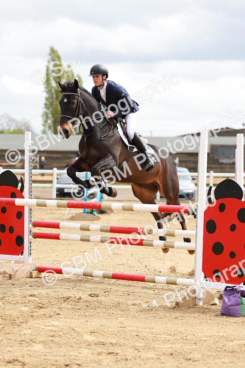 SBM_002458 - Class 10 - Senior Newcomers - 1.10m