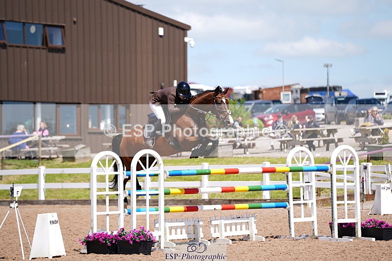 240525A-132136-06185 - Cls 17 National 1.30m