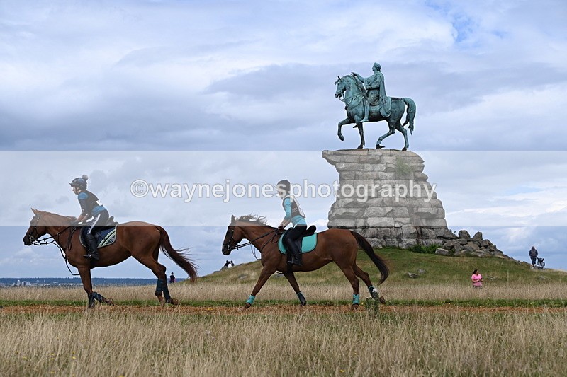 DSC_7747 - Time at Statue 13:16 to 13:52