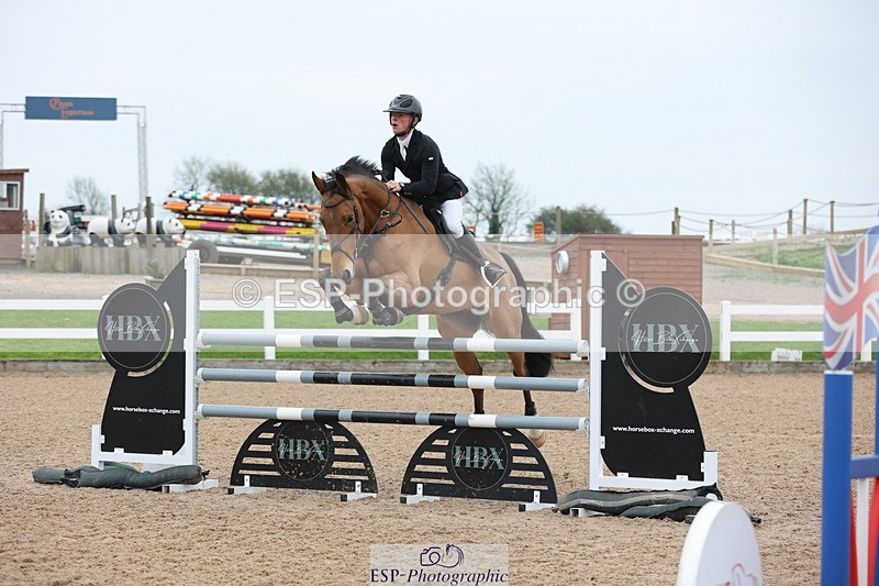 241101A-112547-01365 - FRI Cls 5 Newcomers and 1.10m Open