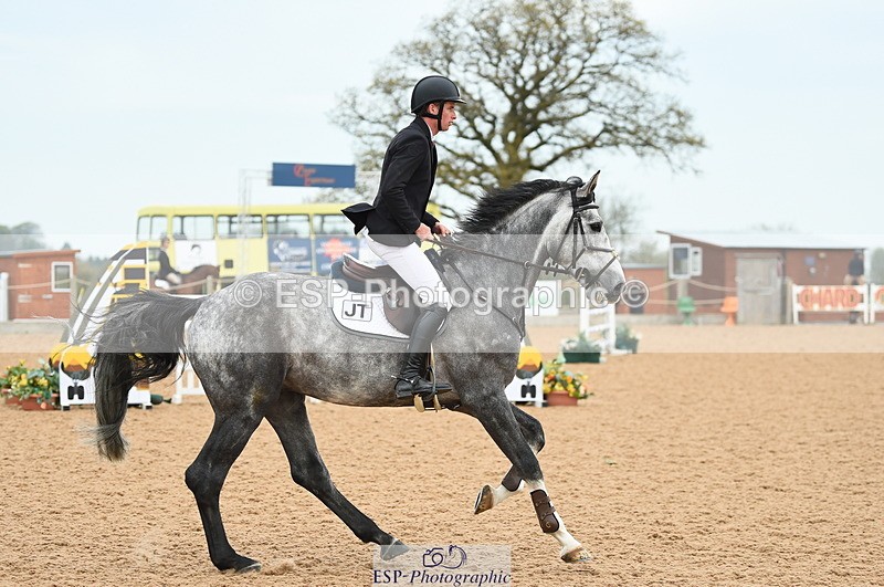 230504A-095010-00457 - Cls 8 Snr Foxhunter