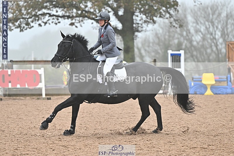 241103A-110605-06887 - SUN Cls 18 British Novice and 90cm Open